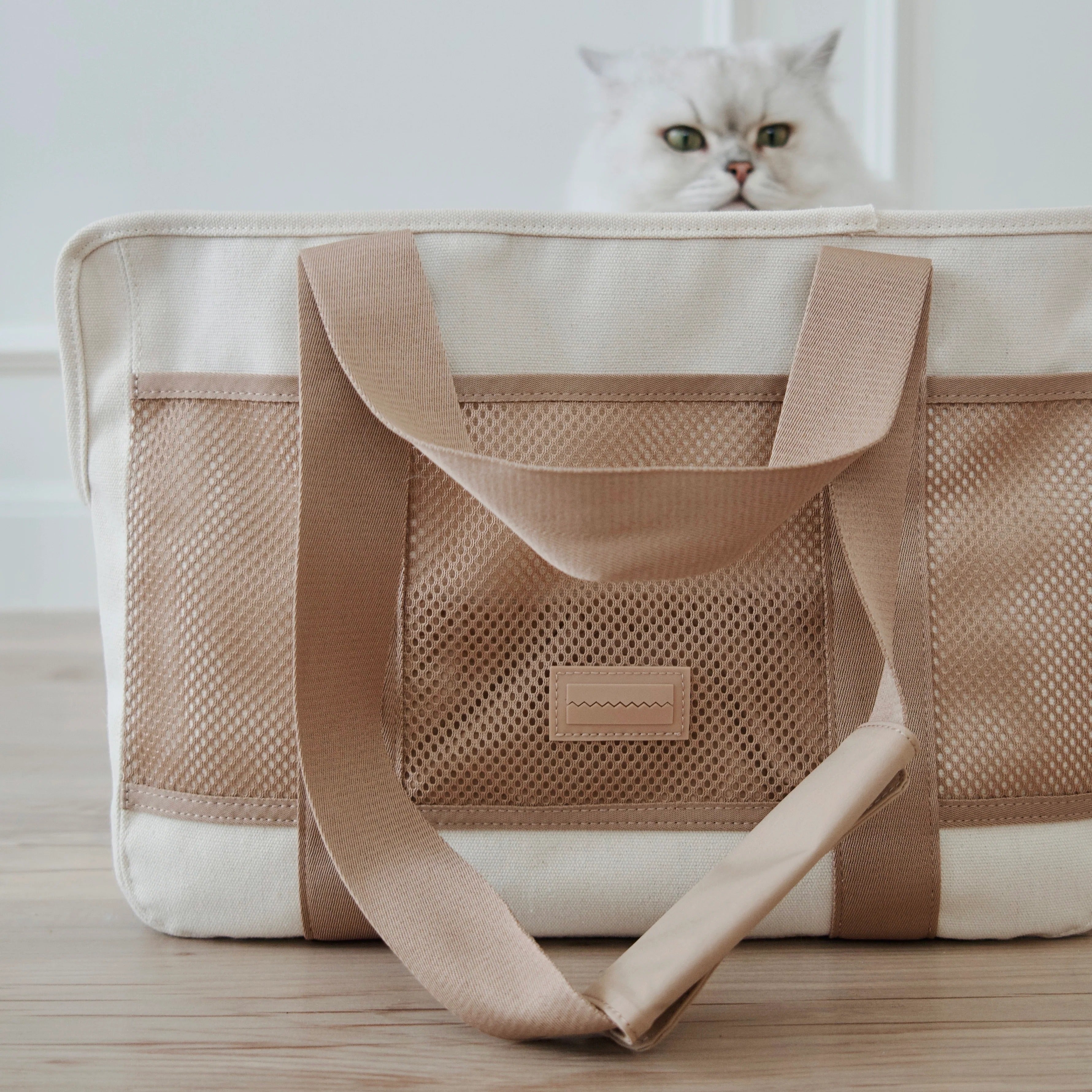Lambwolf Collective - Subway Pet Carrier