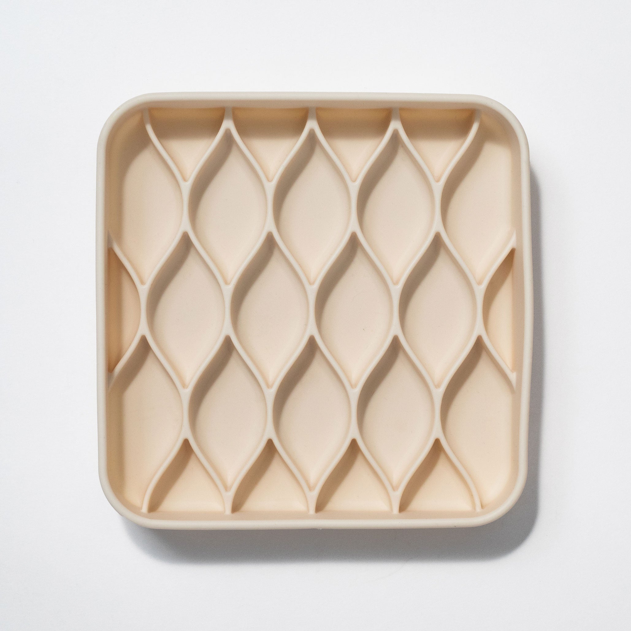 Dogged Argyle Slow Feeder Bowl
