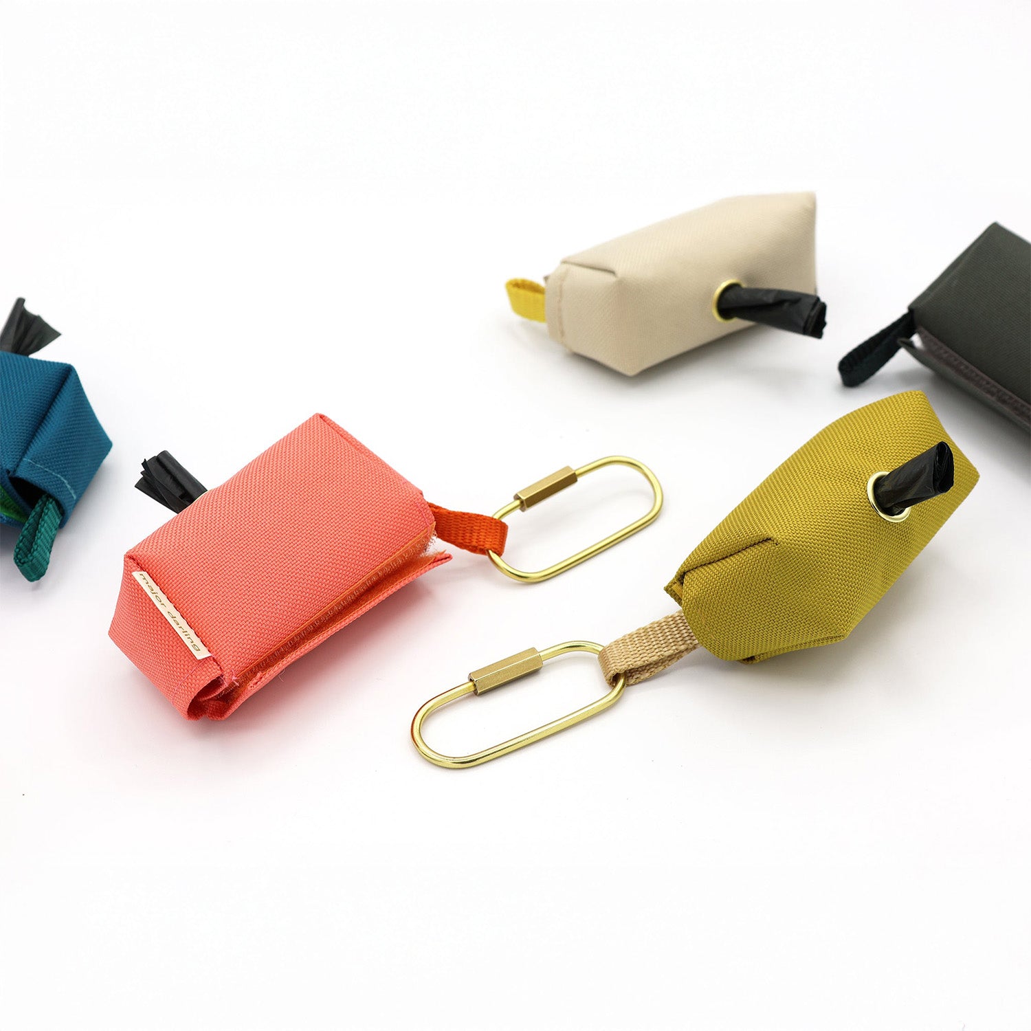 Major Darling Poop Bag Holder